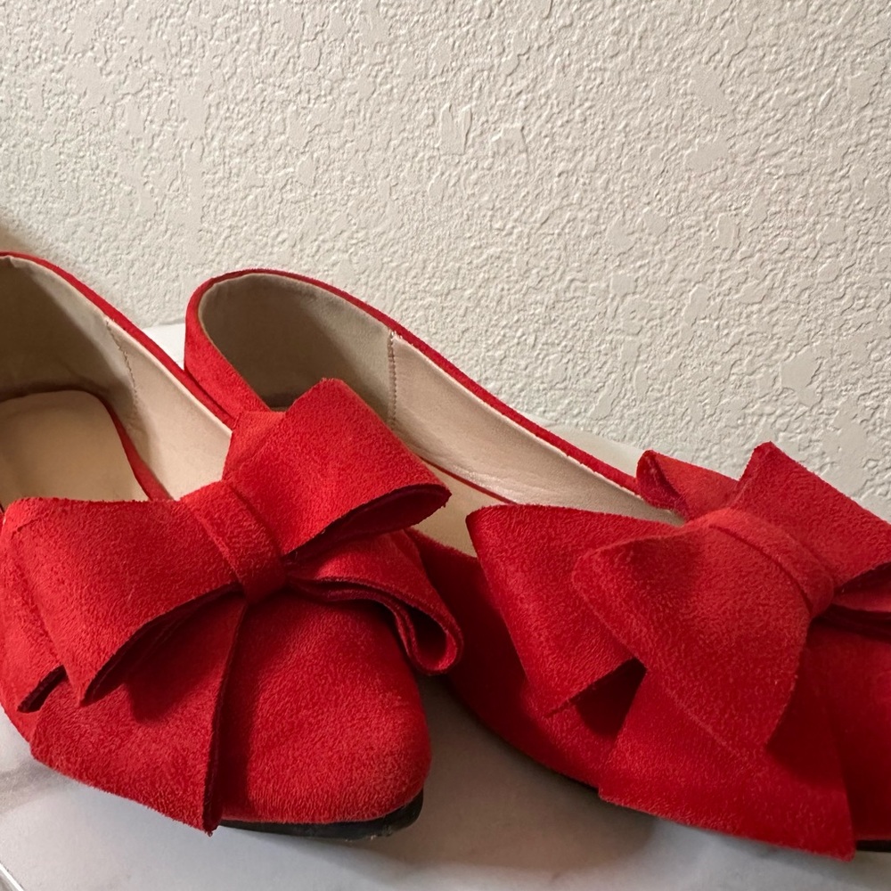 Chic Red Bow Women's Loafers